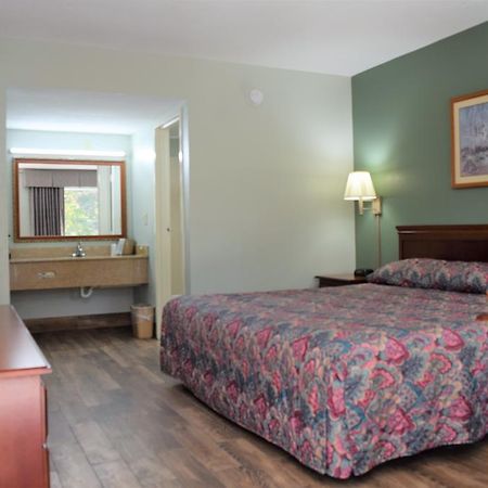 Liberty Inn Waynesboro Luaran gambar
