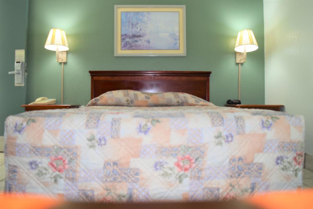 Liberty Inn Waynesboro Luaran gambar