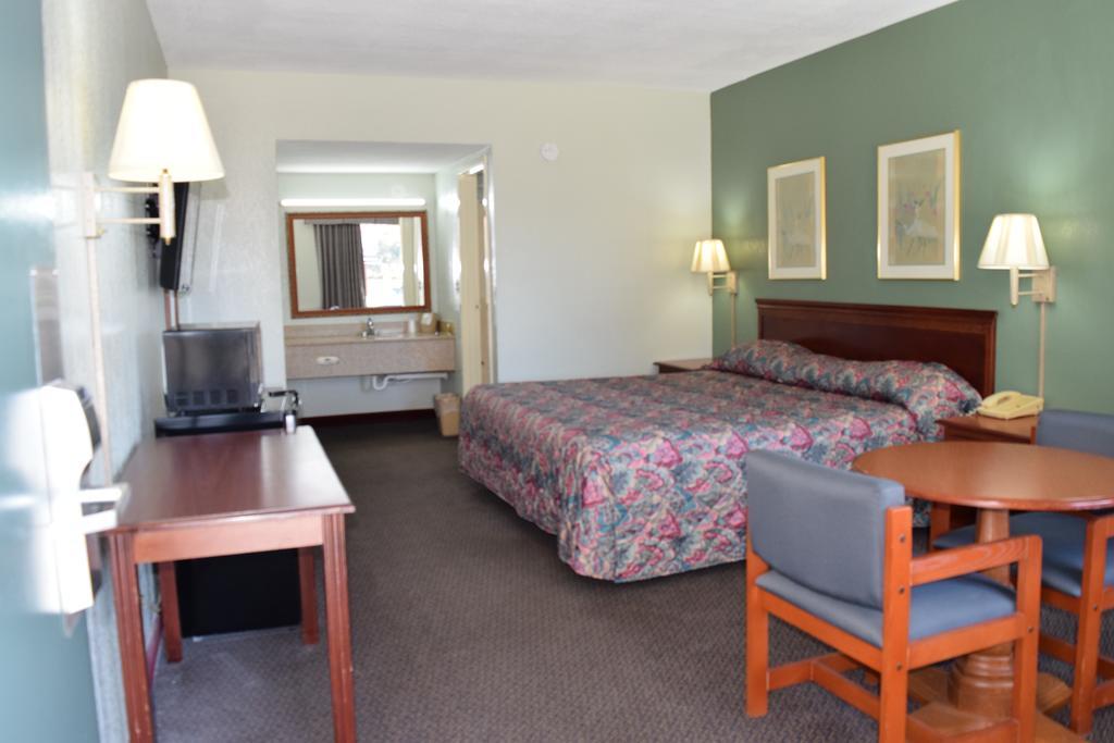 Liberty Inn Waynesboro Luaran gambar