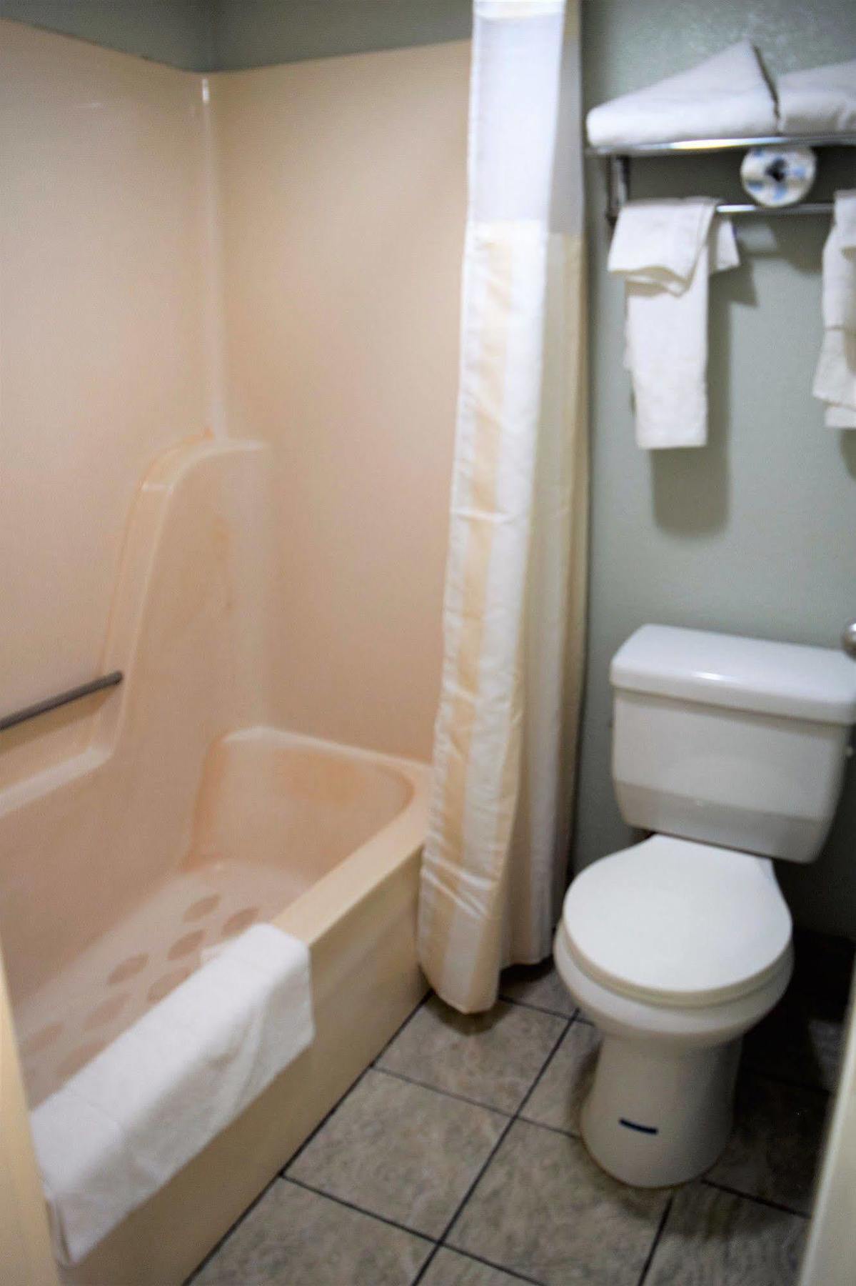 Liberty Inn Waynesboro Luaran gambar
